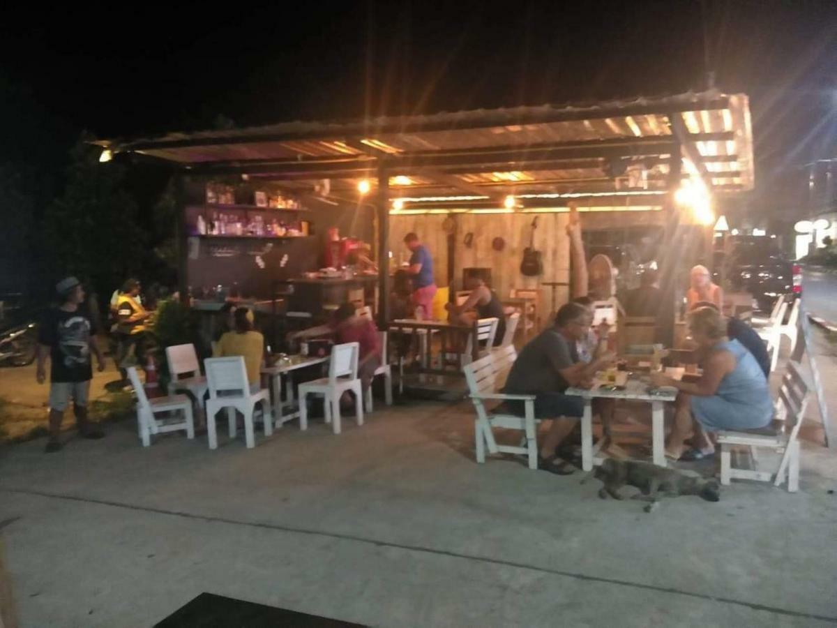 D.Samui Hostel Chaweng  Bagian luar foto